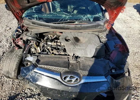 2013 Hyundai Veloster z USA, uszkodzony, nr VIN KMHTC6ADXDU107348